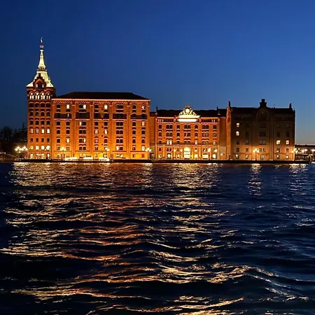 Molino Stucky Chimera - Canal View Venice Exterior photo