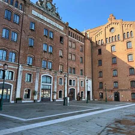 Molino Stucky Chimera - Canal View Venice Exterior photo