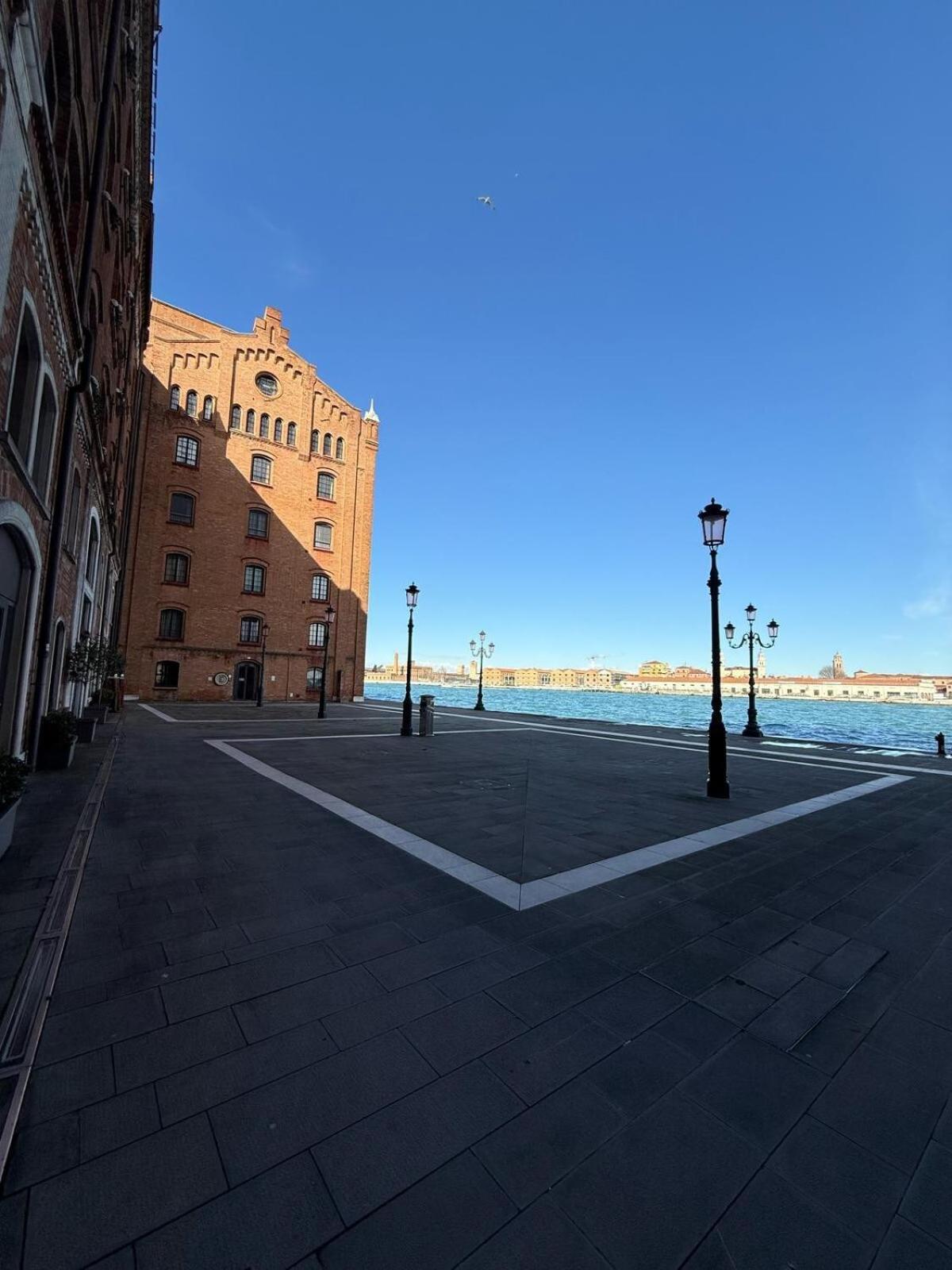 Molino Stucky Chimera - Canal View Apartamento *
